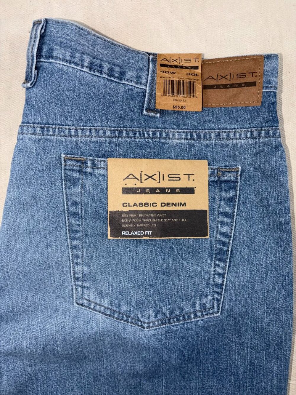 Axist Relaxed Fit Straight Leg Jeans Men 40x30 Medium Wash Blue NWT